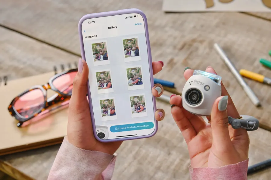 Aparat FujiFilm Instax Pal Gem Black